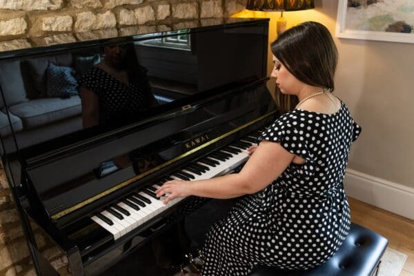 Kawai K600 Upright in Polished Ebony - Image 3