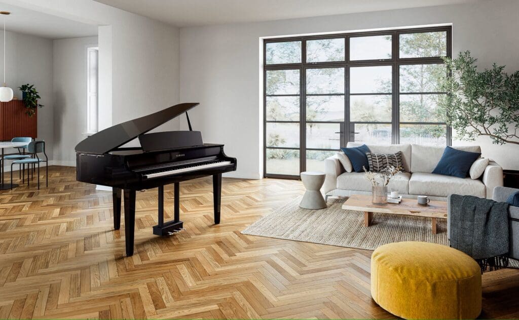 Yamaha CLP865 in Polished Ebony