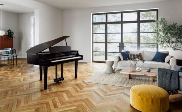 Yamaha CLP865 in Polished Ebony