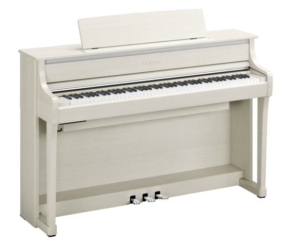 Yamaha CLP875 in White Birch