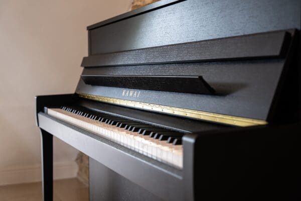 Kawai E200