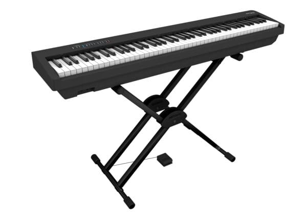Roland FP30X in Black