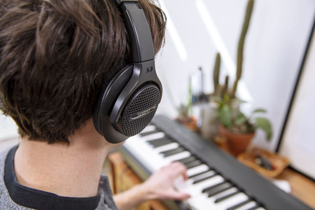 Roland FP30X in Black