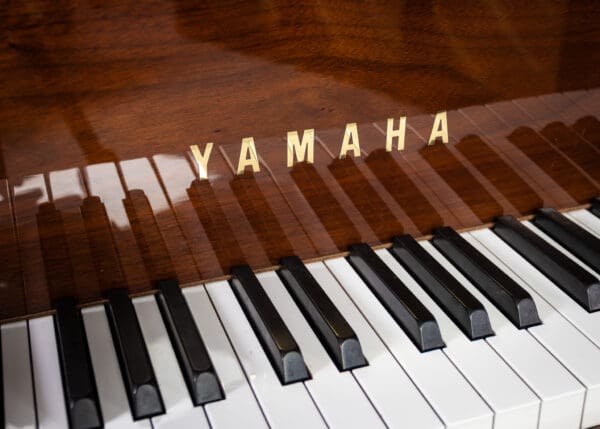 Yamaha GB1 Grand in Polished Mahogany, 2005 - Image 5